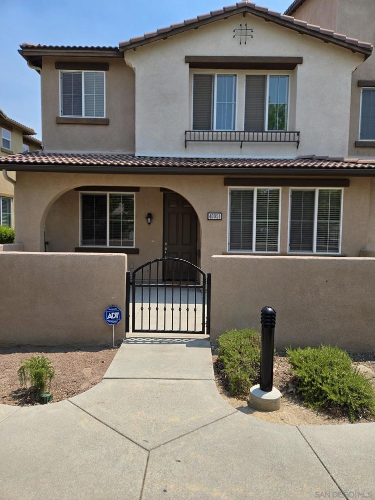 Exquisite & Charming Townhome w/Attached 2 Car Garage Feels Like Your Own Oasis In The Community Of Ridge At Cal Oaks! In Murrieta Award Winning Schools, Close To Elementary & Middle School! Great Location For Shopping Restaurants, Coffee Shops & More! Corner Unit, Offering Privacy, Open & Bright Floor Plan, Large Kitchen, Dining Area, Spacious Master Bedroom & Bath w/Duel Sinks, Including Loft & Full Size Laundry Upstairs! Downstairs Additional Den Can Be Bedroom, Office, Art Studio & More! Patio With Own Gate Perfect For Entertaing or Relaxing! Community Includes Pool & Playground! Easy Freeway Access to All!