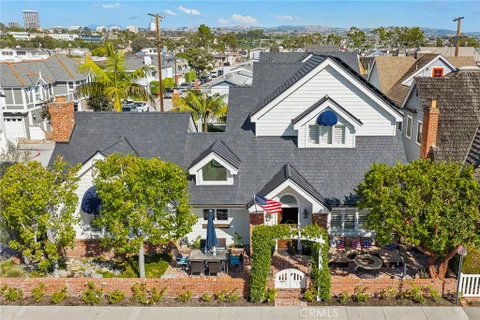 224 Coral Ave, Newport Beach, CA 92662 - MLS#: NP26184045