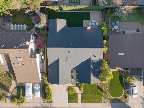 Tiny photo for 4101 Ashbrook Circle, San Jose, CA 95124 (MLS # ML82037624)