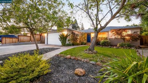 Photo of 5506 Florida Dr, Concord, CA 94521 (MLS # 41131351)