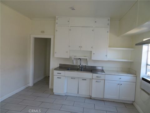 Photo of 3923 1/4 S Normandie Avenue, Los Angeles, CA 90037 (MLS # PW26117529)