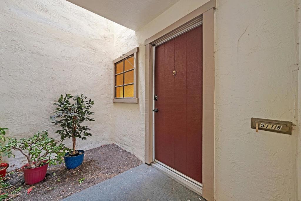 5118 Cribari Place
