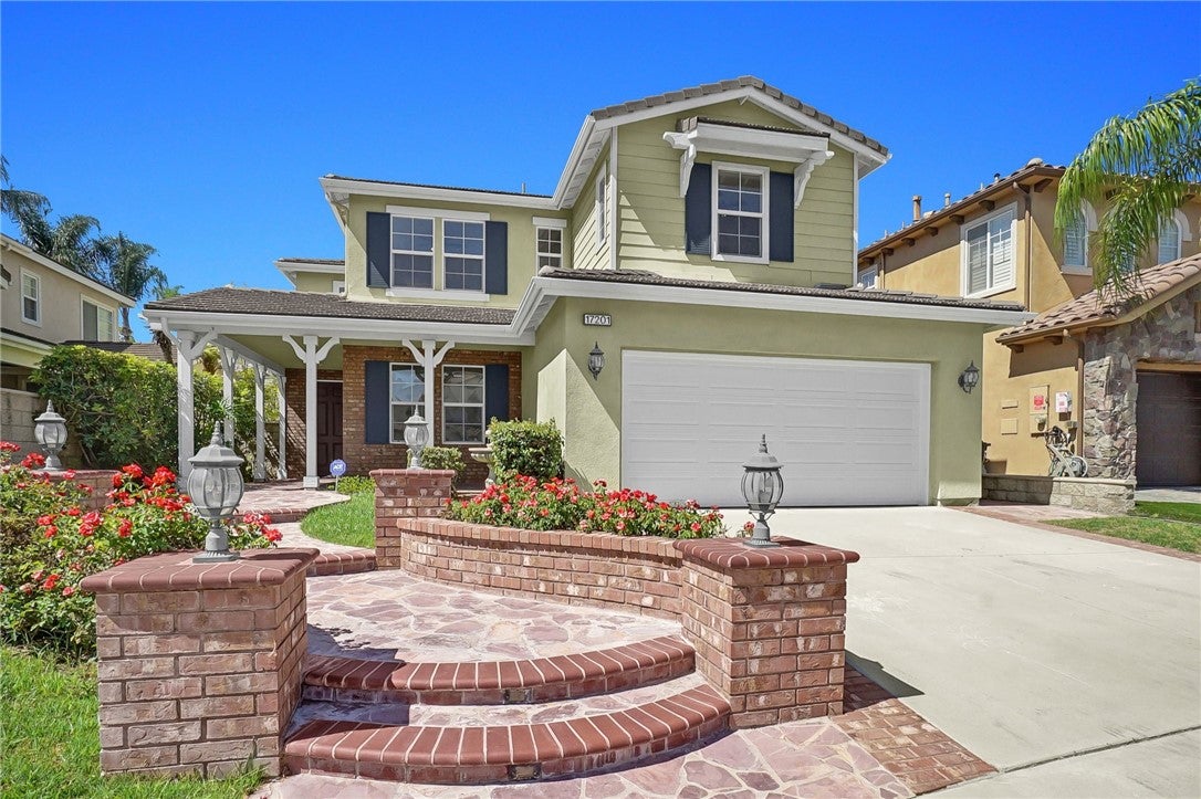 17201 Fremont