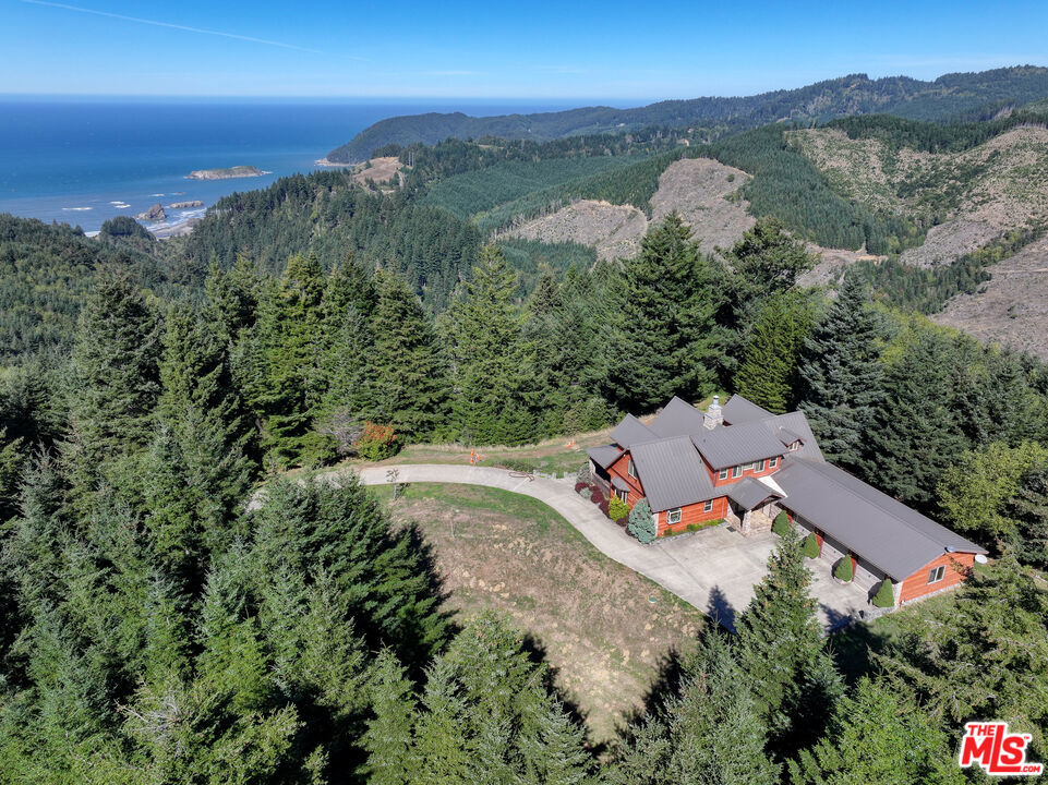 25500 Cape View Loop