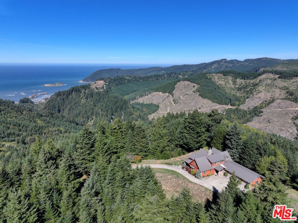 25500 Cape View Loop