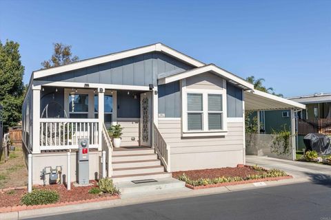 Photo of 2700 E Valley Parkway #64, Escondido, CA 92027 (MLS # NDP2604317)