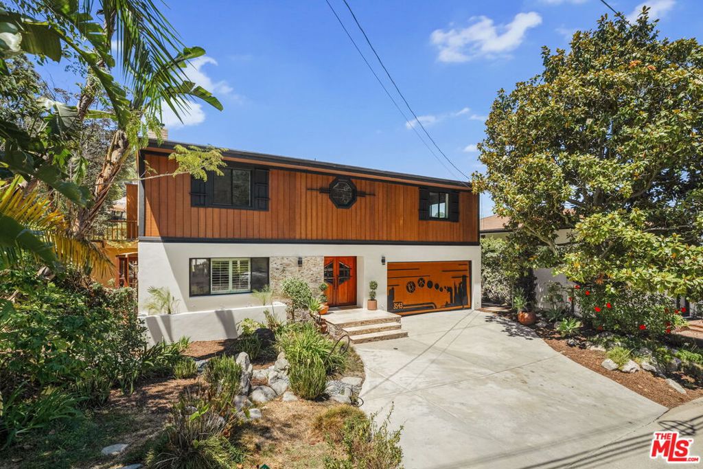 Photo of 3543 Stone Canyon Avenue, Los Angeles, CA 91403 (MLS # 26868711)