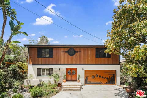 Photo of 3543 Stone Canyon Avenue, Los Angeles, CA 91403 (MLS # 26868711)