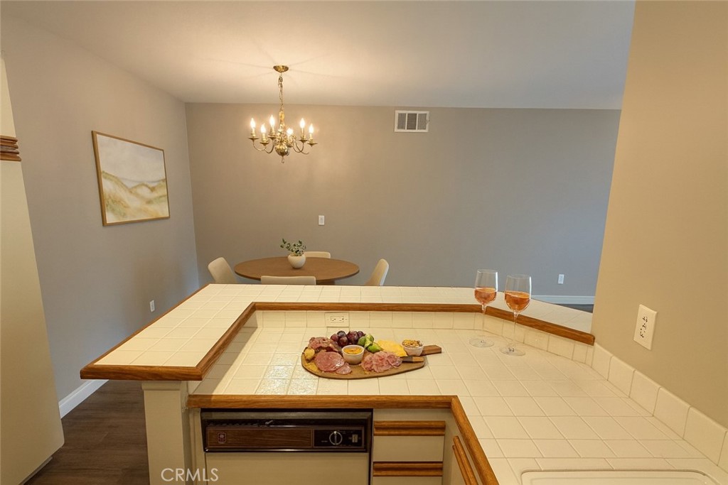 Camelot (595) - Residential