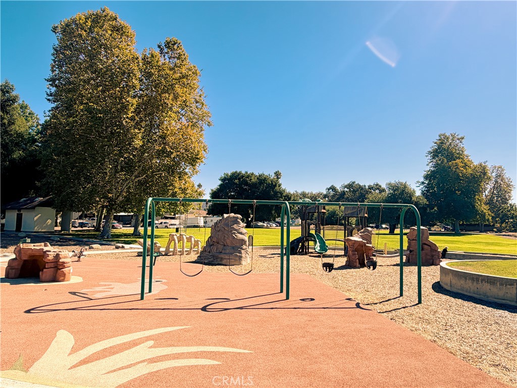 Camelot (595) - Residential