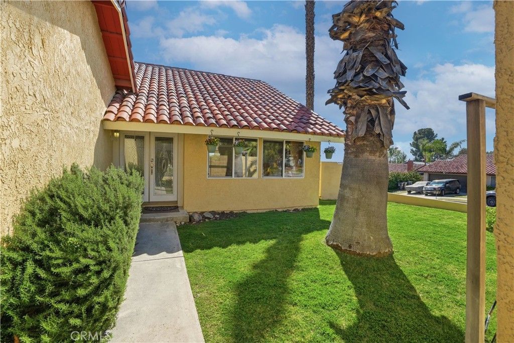 Photo of 3330 Township Avenue, Simi Valley, CA 93063 (MLS # SR26058637)