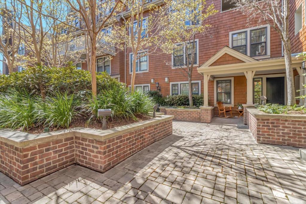325 Channing Avenue 104
