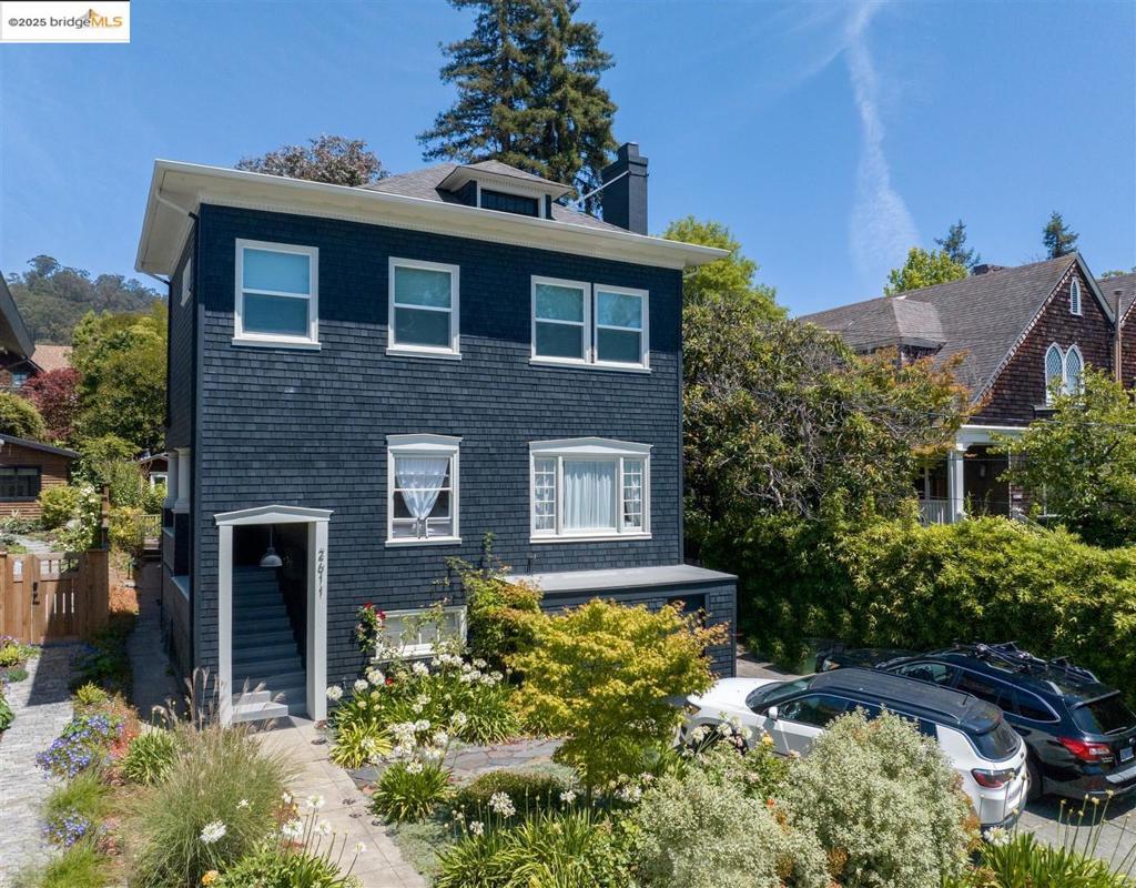ELMWOOD - Residential