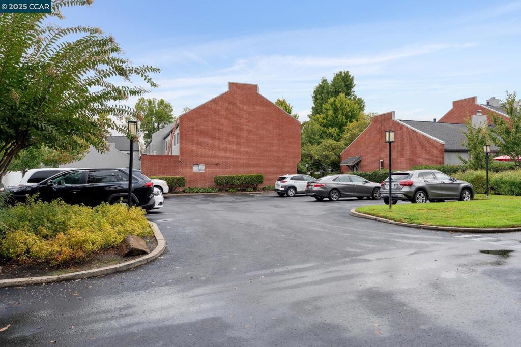 WALNUT CREEK - Residential