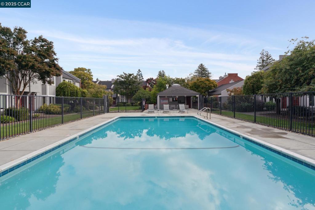 WALNUT CREEK - Residential