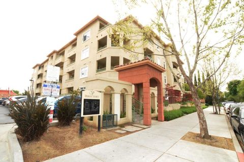 Photo of 3128 Loma Verde Drive #219, San Jose, CA 95117 (MLS # ML82037346)
