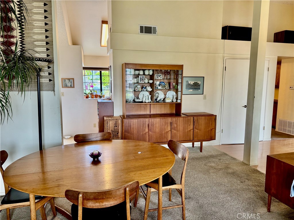 210 Encanto Avenue