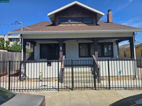 Photo of 36 15Th St ST, Richmond, CA 94801 (MLS # 41137745)