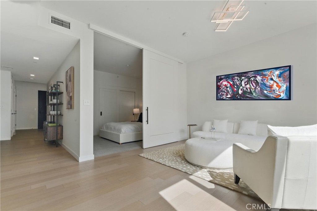 1050 S Grand Avenue 705