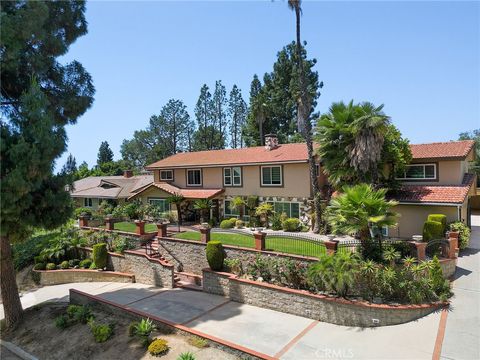 Photo of 2441 Terraza Pl, Fullerton, CA 92835 (MLS # DW26084545)