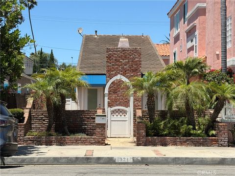 Photo of 321 8th ST, Huntington Beach, CA 92648 (MLS # CV26150440)