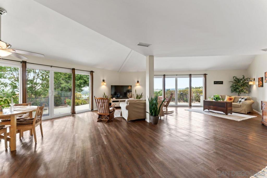 28149 Orange Terrace