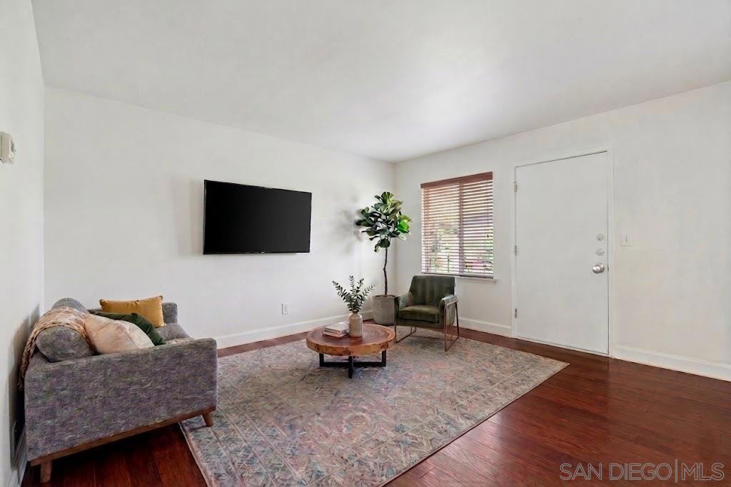 477 S Lincoln Ave