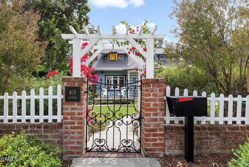 408 Alameda Street