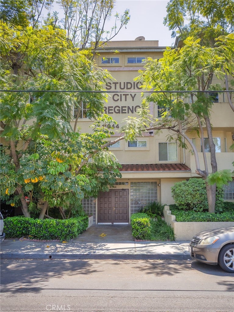 11044 Acama Street 302
