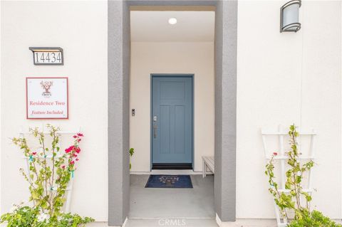 Photo of 14405 Maraschino Ave Ave, Fontana, CA 92335 (MLS # PW26079837)