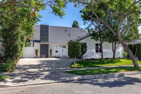 19528 Ray Circle Cerritos CA 90703