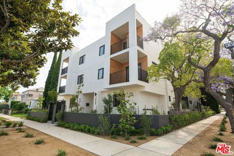Photo of 1433 S Crescent Heights Boulevard, Los Angeles, CA 90035 (MLS # 26833281)