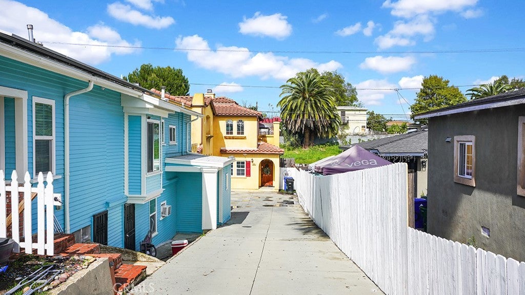 944 W Sepulveda St, San Pedro CA 90731