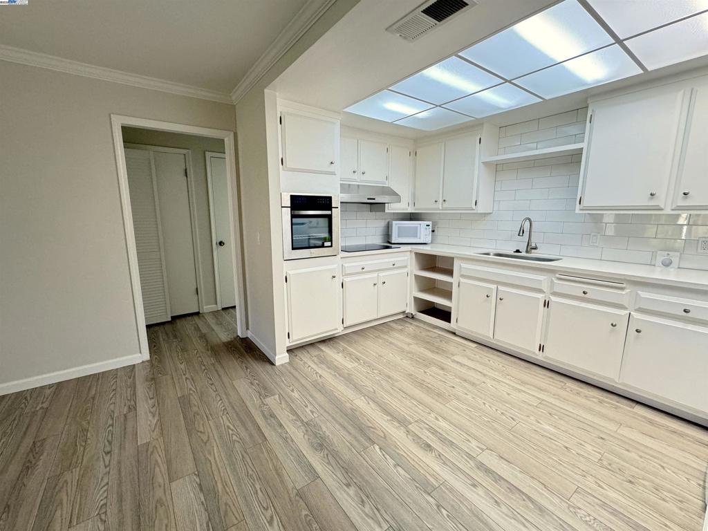 SUNNY GLEN - Residential