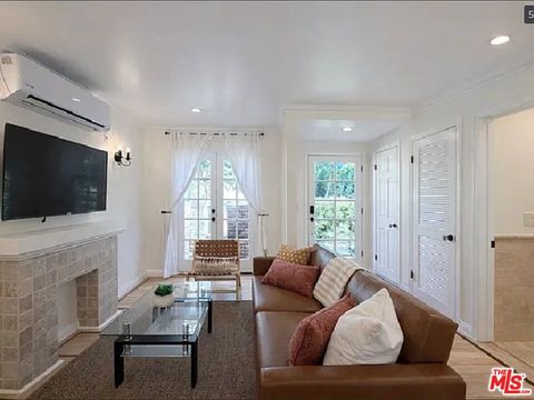 Photo of 1144 15th Street #7, Santa Monica, CA 90403 (MLS # 26665151)