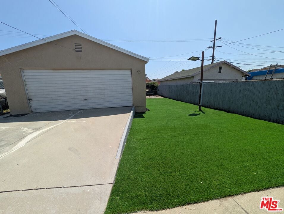 1232 W 74th Street