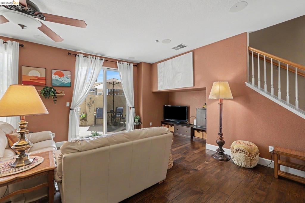 312 Jefferson Dr