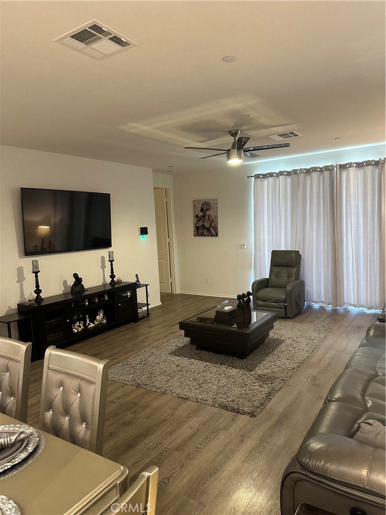 37718 Phelan