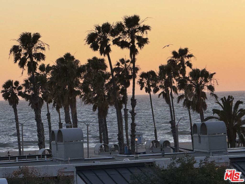 Photo of 2930 Neilson Way #406, Santa Monica, CA 90405 (MLS # 26733393)