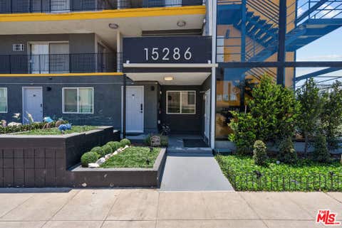 Photo of 15286 Sutton Street #106, Sherman Oaks, CA 91403 (MLS # 26861665)