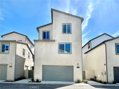 Photo of 27312 Maverick Place, Valencia, CA 91381 (MLS # WS26085156)