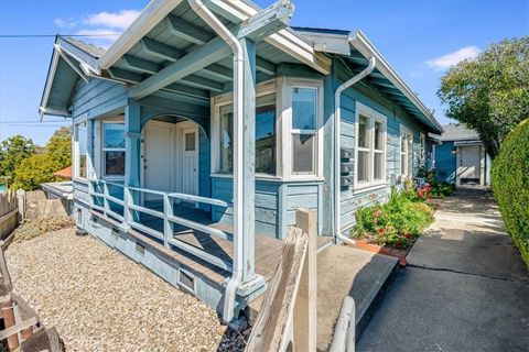 Tiny photo for 662 Osos Street, San Luis Obispo, CA 93401 (MLS # SC26051750)