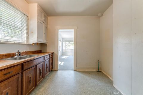 Tiny photo for 662 Osos Street, San Luis Obispo, CA 93401 (MLS # SC26051750)