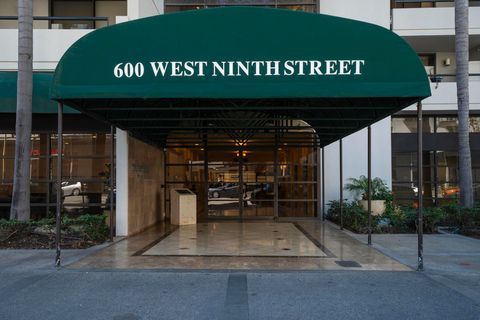 Photo of 600 W 9th Street #305, Los Angeles, CA 90015 (MLS # 219147879DA)