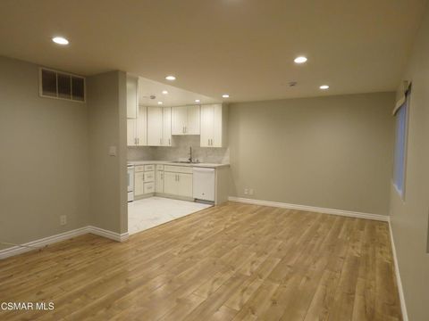 Photo of 18547 Collins Street #B14, Tarzana, CA 91356 (MLS # 226001731)