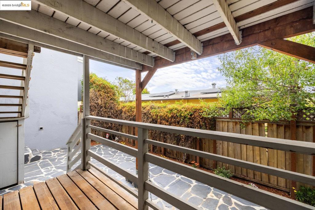 PIEDMONT AVENUE - Residential