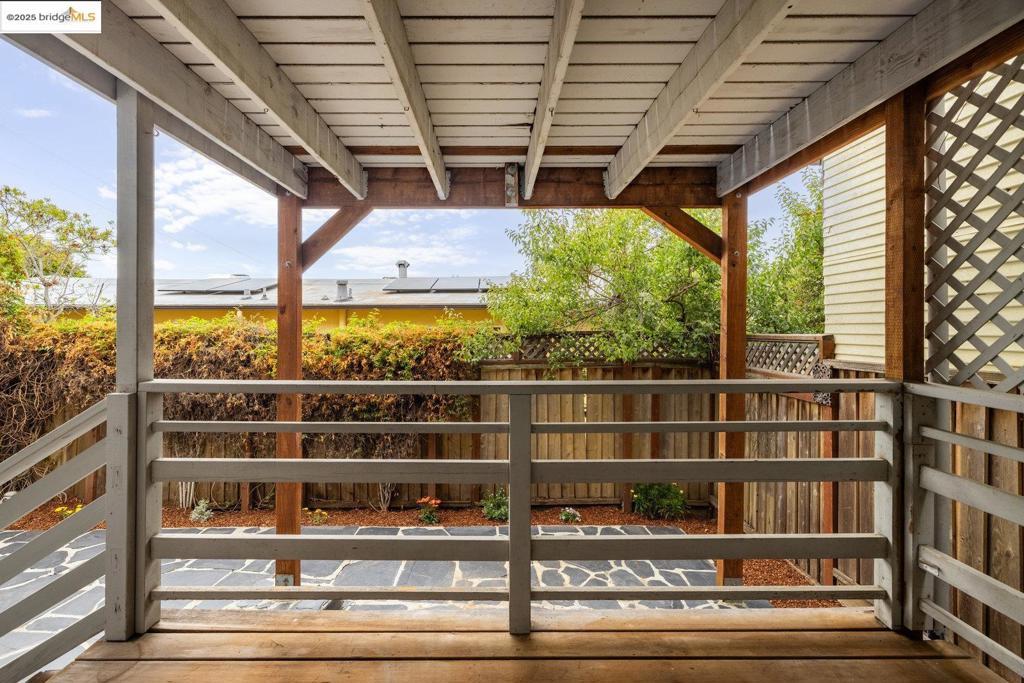 PIEDMONT AVENUE - Residential