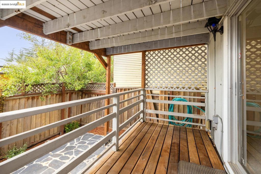PIEDMONT AVENUE - Residential