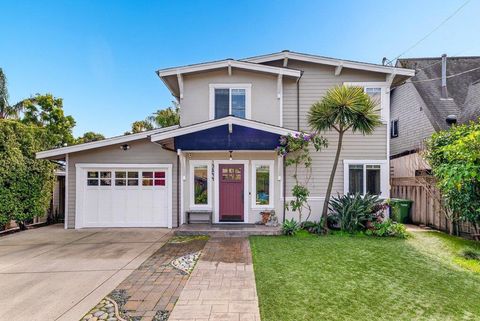 Photo of 3844 Floral Court, Santa Cruz, CA 95062 (MLS # ML82036986)