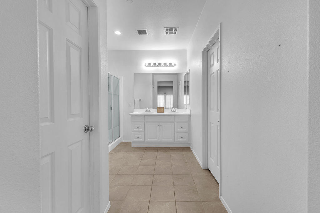 Haciendas - Residential Lease